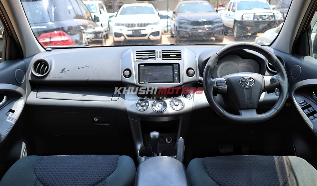2012 Toyota Vanguard image-12