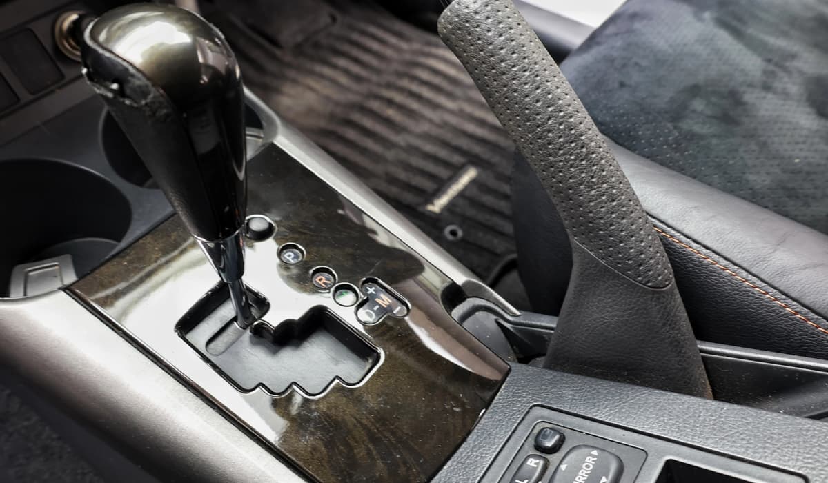2013 Toyota Vanguard S Package ALCANTARA 240S image-11
