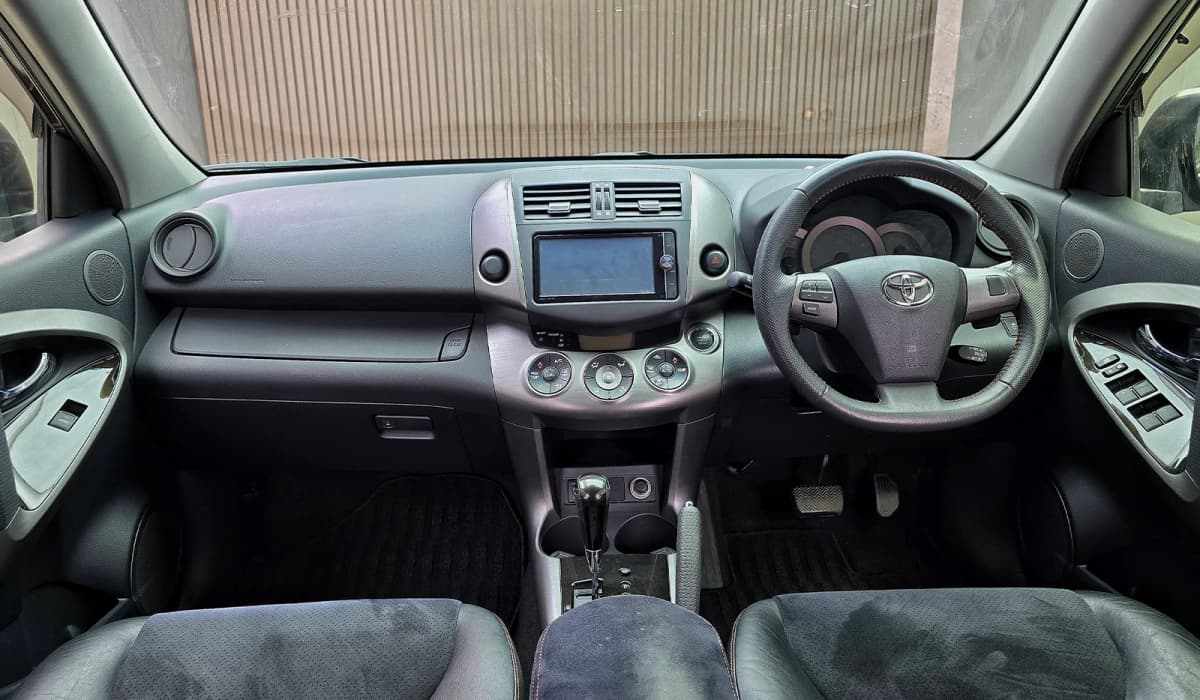 2013 Toyota Vanguard S Package ALCANTARA 240S image-13