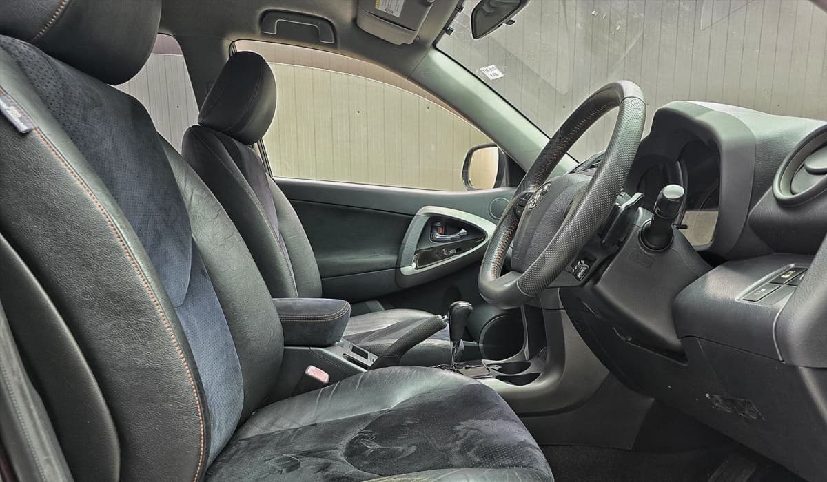 2013 Toyota Vanguard S Package ALCANTARA 240S image-14