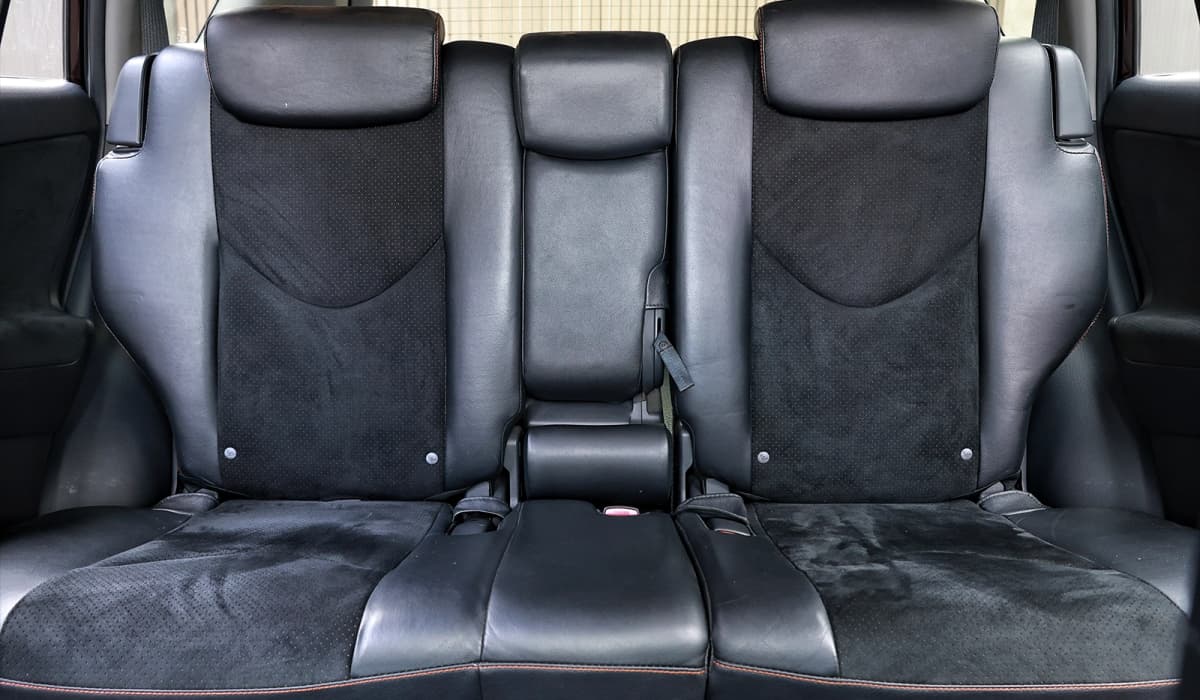 2013 Toyota Vanguard S Package ALCANTARA 240S image-17