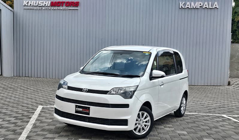 2012 Toyota Spade F image-19