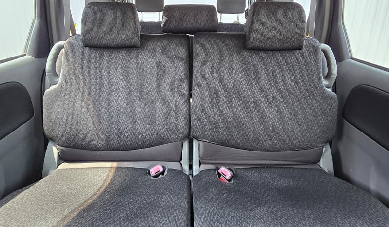 2012 Toyota Sienta image-12
