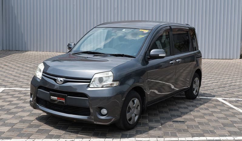 2012 Toyota Sienta image-18
