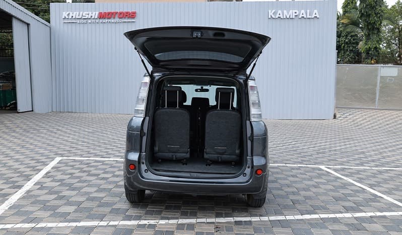 2012 Toyota Sienta image-21