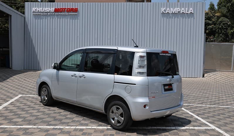 2012 Toyota Sienta image-14