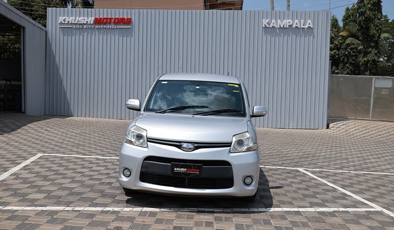 2012 Toyota Sienta image-16