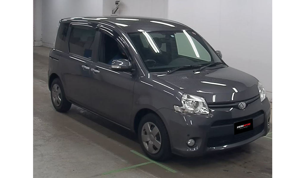 2012 Toyota Sienta image-2