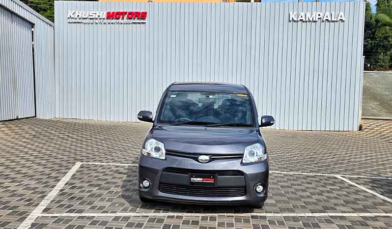 2012 Toyota Sienta image-19