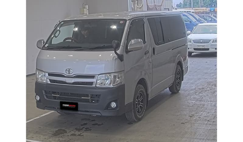 2012 Toyota Regius Van image-2