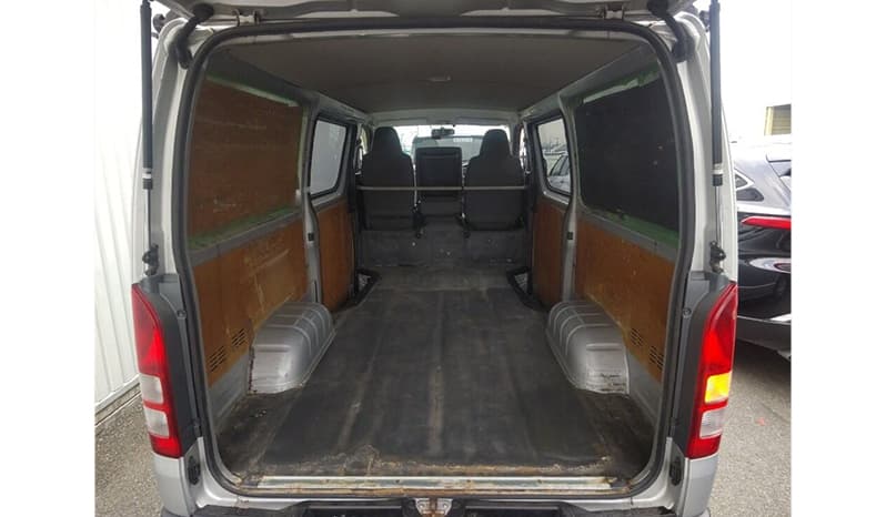 2012 Toyota Regius Van DX image-2