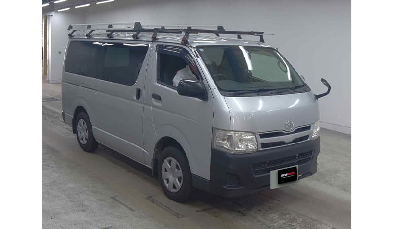 2012 Toyota Regius Van DX image-6