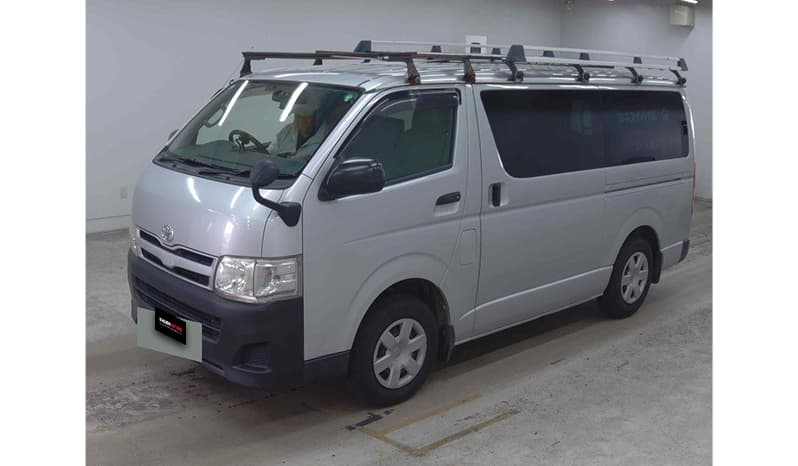 2012 Toyota Regius Van DX image-7