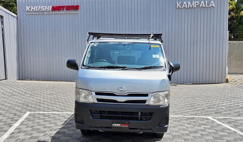 2012 Toyota Regius Van DX image-17