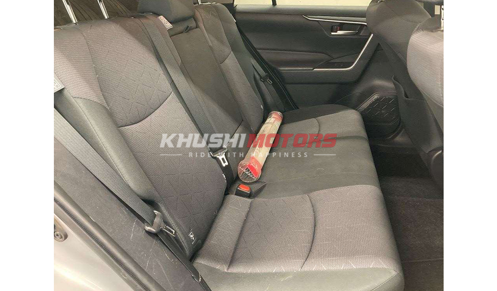 2020 Toyota RAV4 image-2
