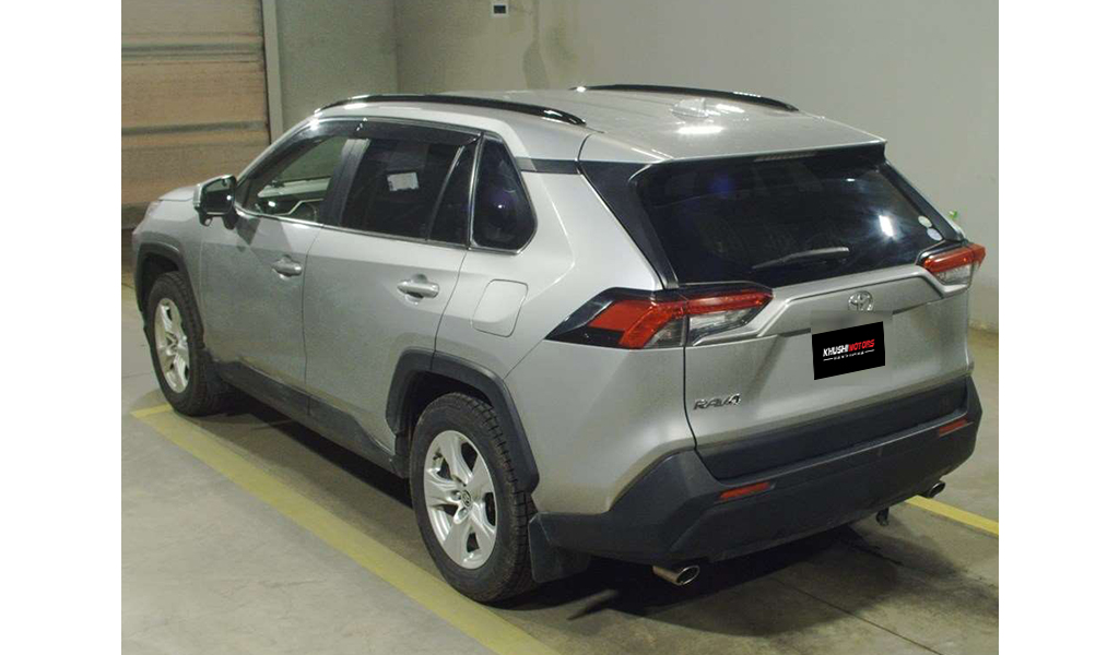 2020 Toyota RAV4 image-8
