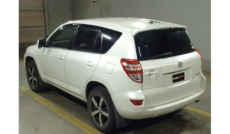 2011 Toyota RAV4 image-4