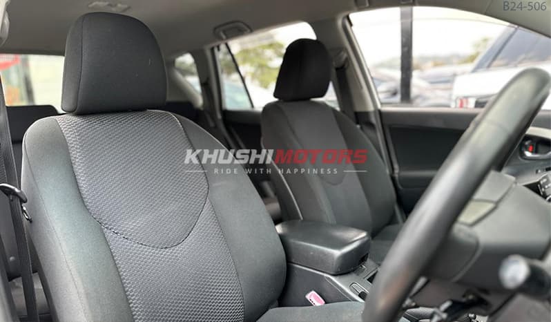2011 Toyota RAV4 image-12
