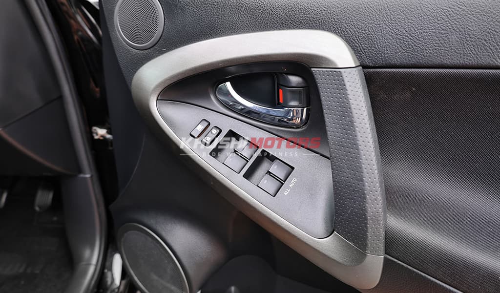 2012 Toyota RAV4 image-14