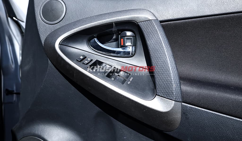 2012 Toyota RAV4 image-14