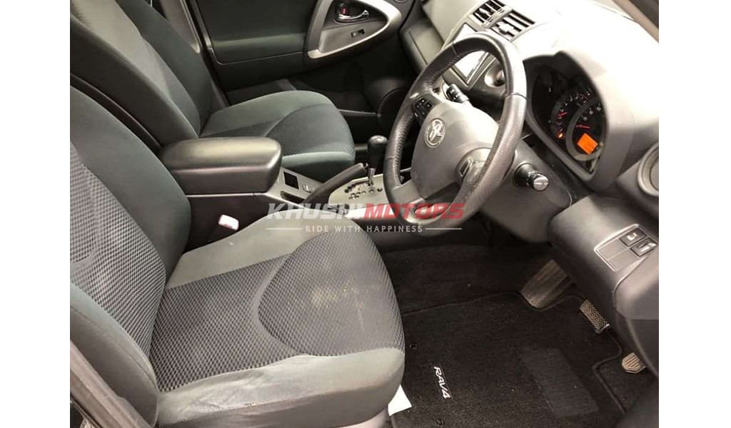2012 Toyota RAV4 image-6
