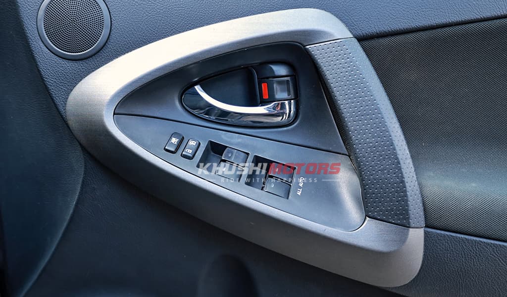 2012 Toyota RAV4 image-15
