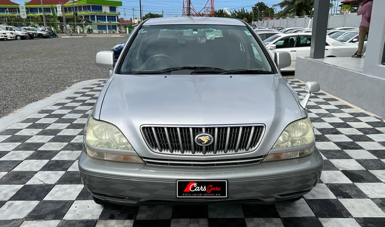 2001 Toyota Harrier image-2