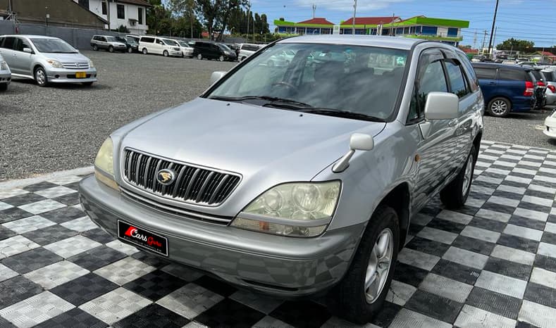 2001 Toyota Harrier image-3