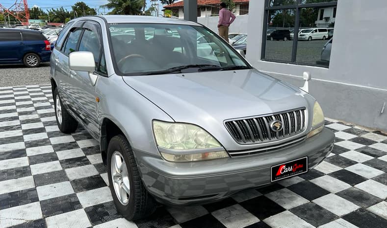 2001 Toyota Harrier image-4