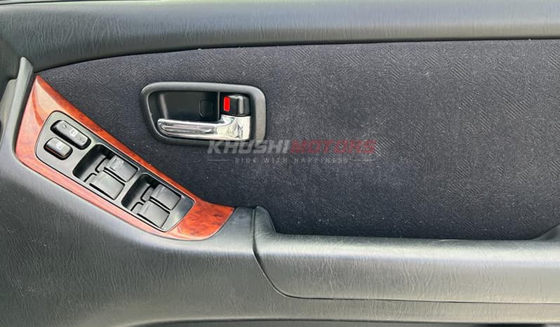 2001 Toyota Harrier image-16