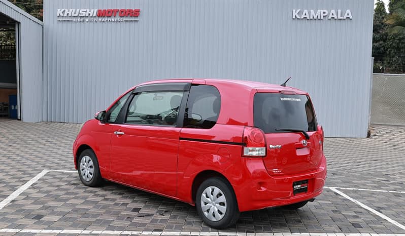 2012 Toyota Porte image-10