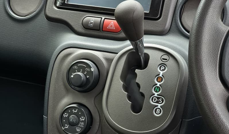 2012 Toyota Porte image-14