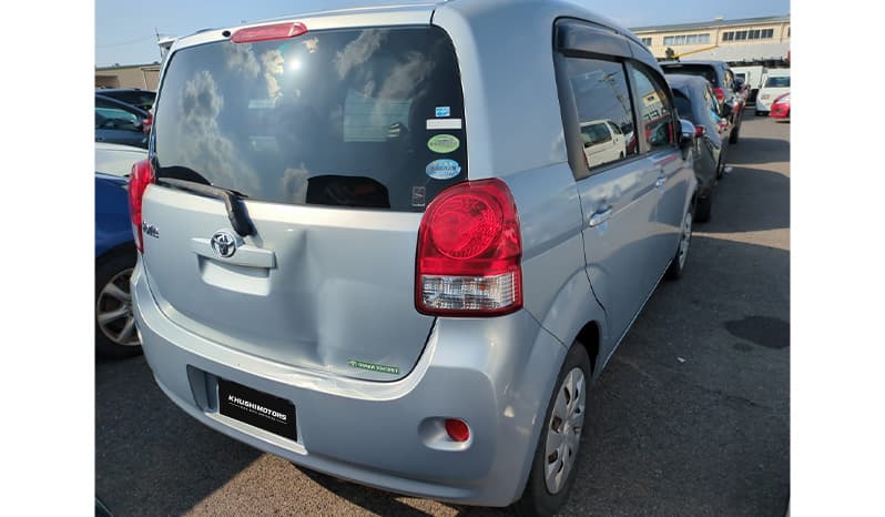 2012 Toyota Porte image-4