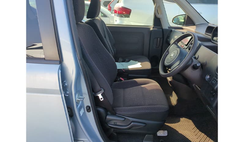 2012 Toyota Porte image-5