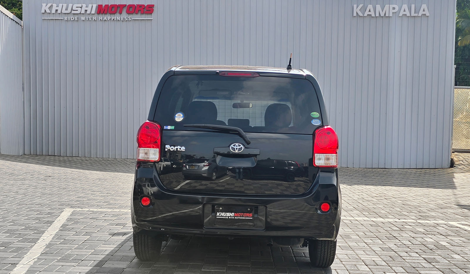 2012 Toyota Porte G image-16