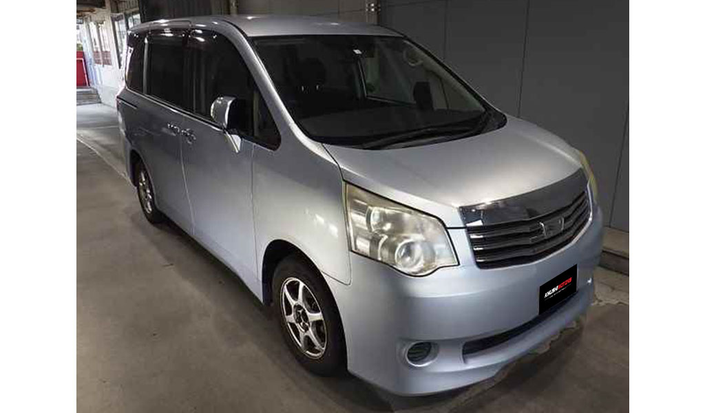 2012 Toyota Noah X Smart Edi image-1