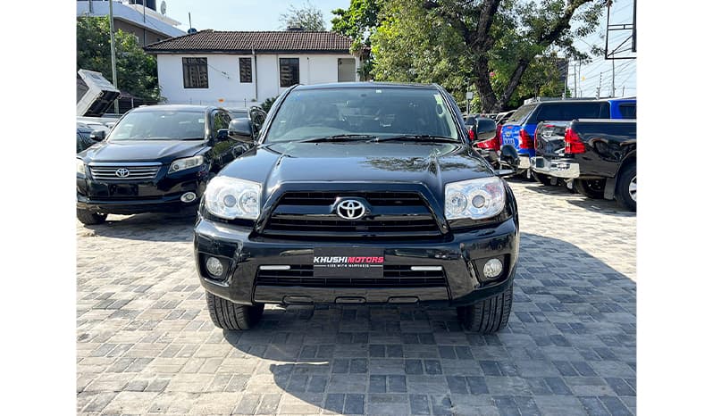 2006 Toyota Hilux Surf image-1