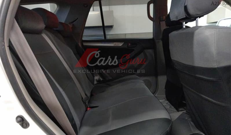 2006 Toyota Hilux Surf image-7