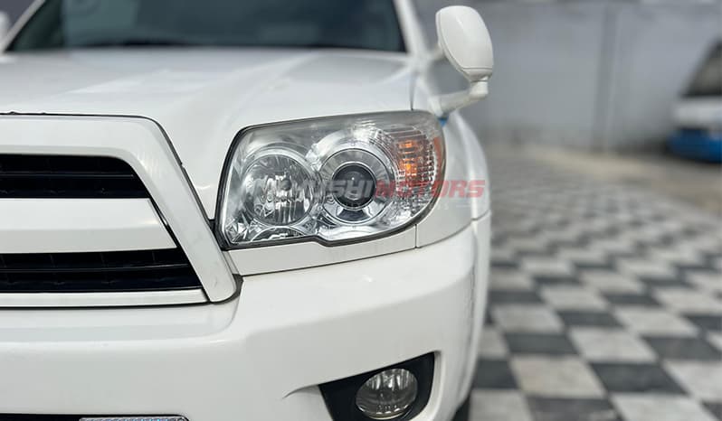 2006 Toyota Hilux Surf image-16