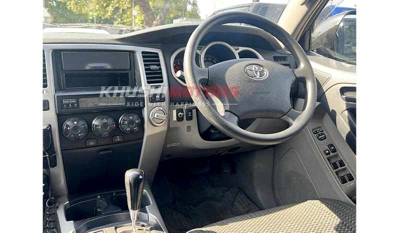 2006 Toyota Hilux Surf image-22
