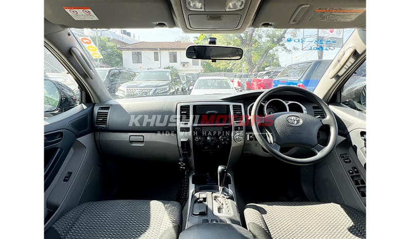 2006 Toyota Hilux Surf image-23