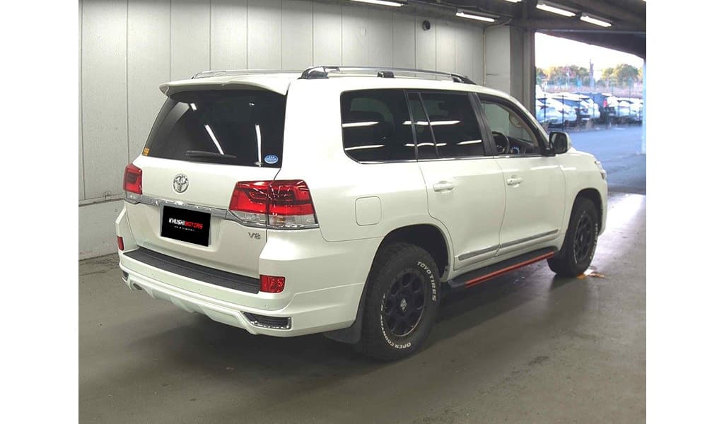 2018 Toyota Land Cruiser 200 image-5