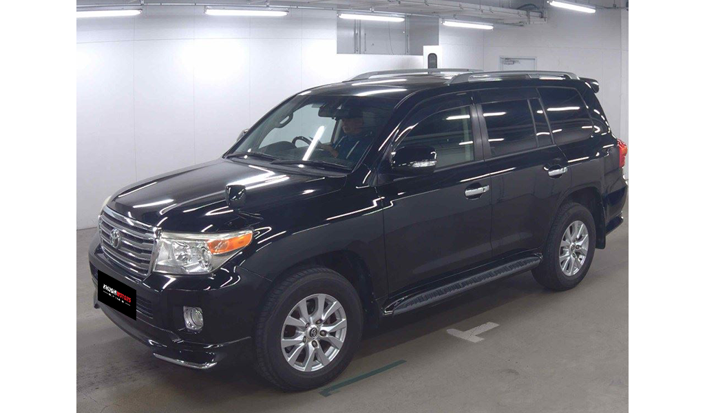 2012 Toyota Land Cruiser 200 image-5