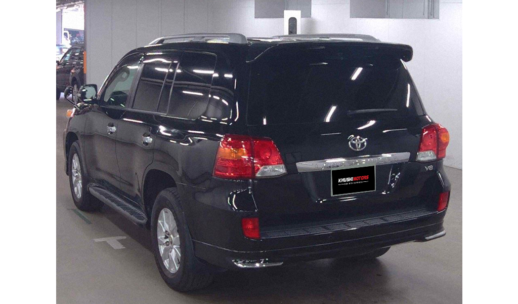 2012 Toyota Land Cruiser 200 image-6
