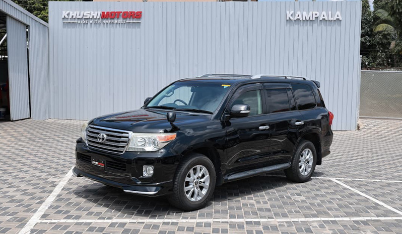 2012 Toyota Land Cruiser 200 image-9