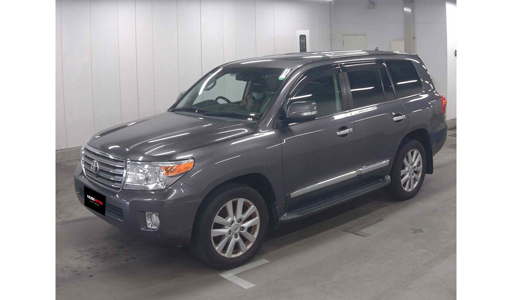 2012 Toyota Land Cruiser 200 image-4
