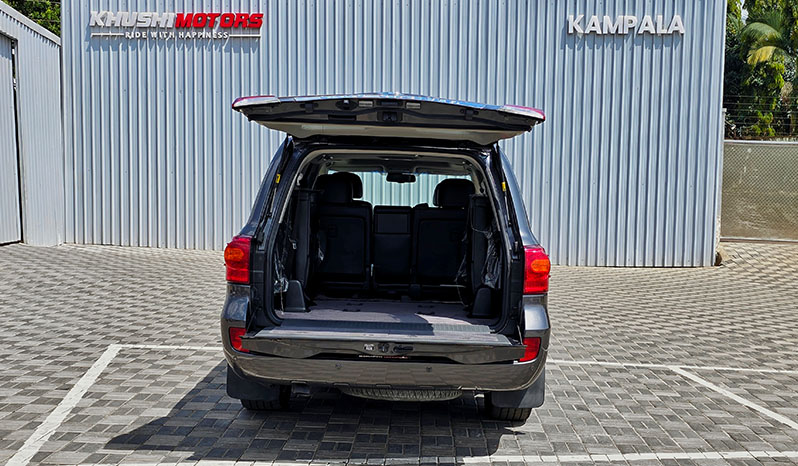 2012 Toyota Land Cruiser 200 image-8