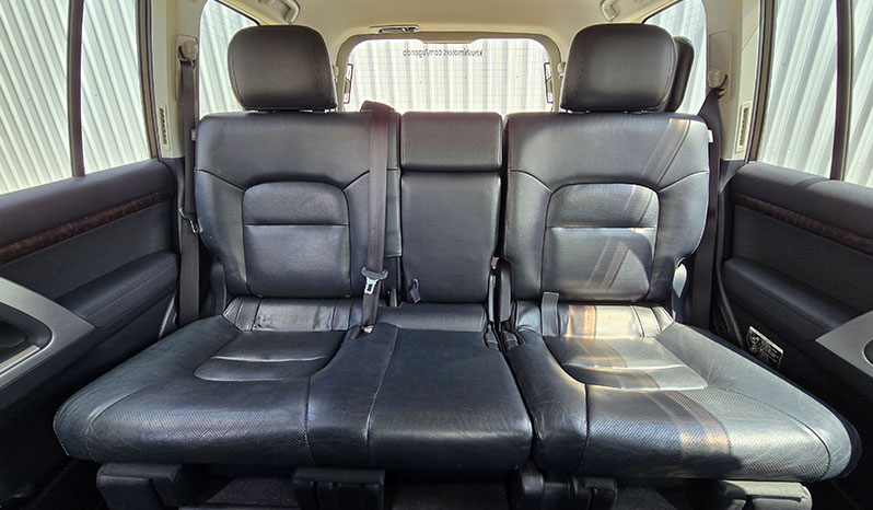 2012 Toyota Land Cruiser 200 image-11