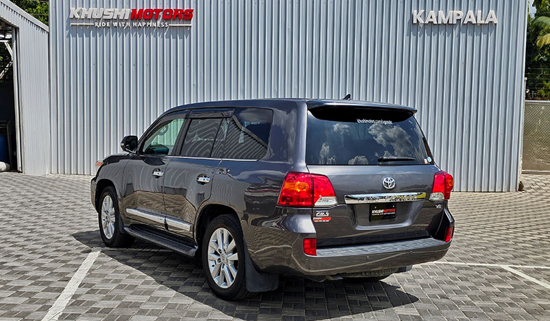 2012 Toyota Land Cruiser 200 image-15