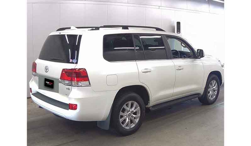 2019 Toyota Land Cruiser 200 Ax G Selection V8 image-3